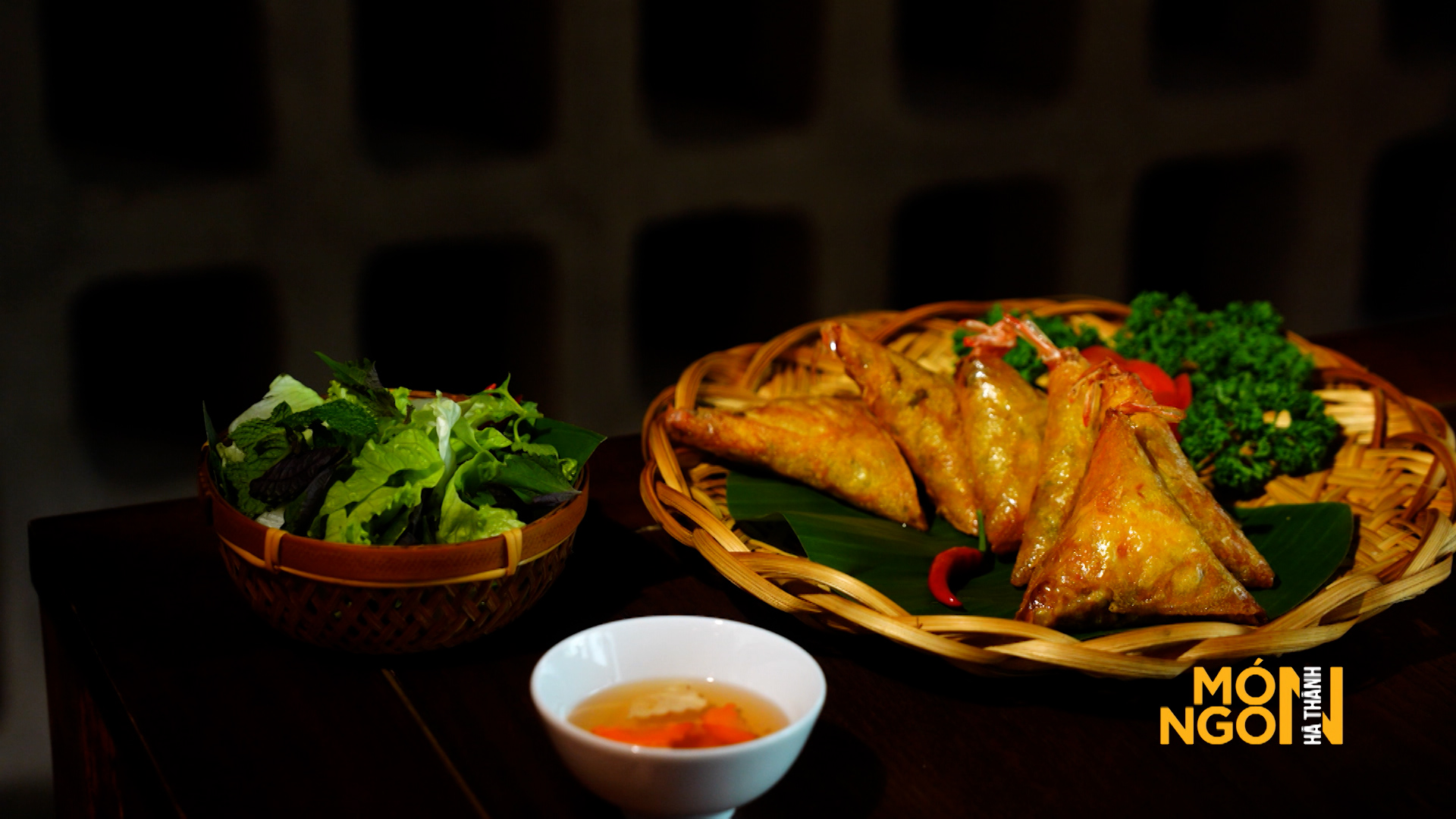 Nem tôm củ ấu | Món ngon ở Hà Thành | 30/06/2025